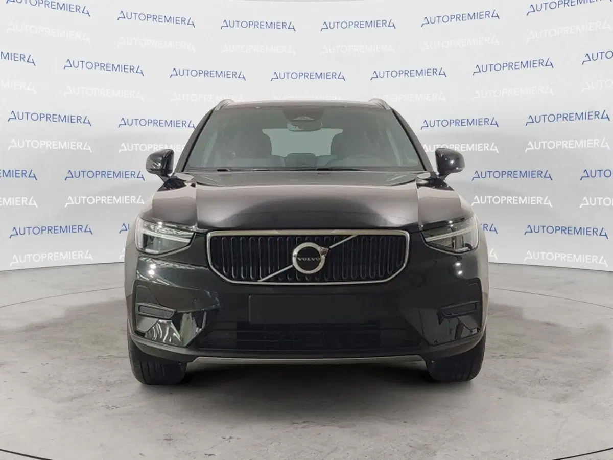 Volvo XC40 usata a Como (2)