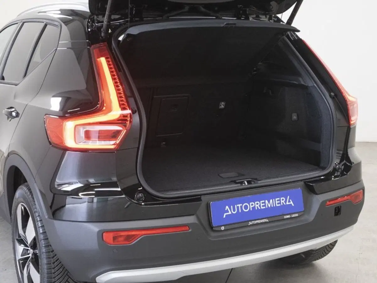 Volvo XC40 usata a Como (12)