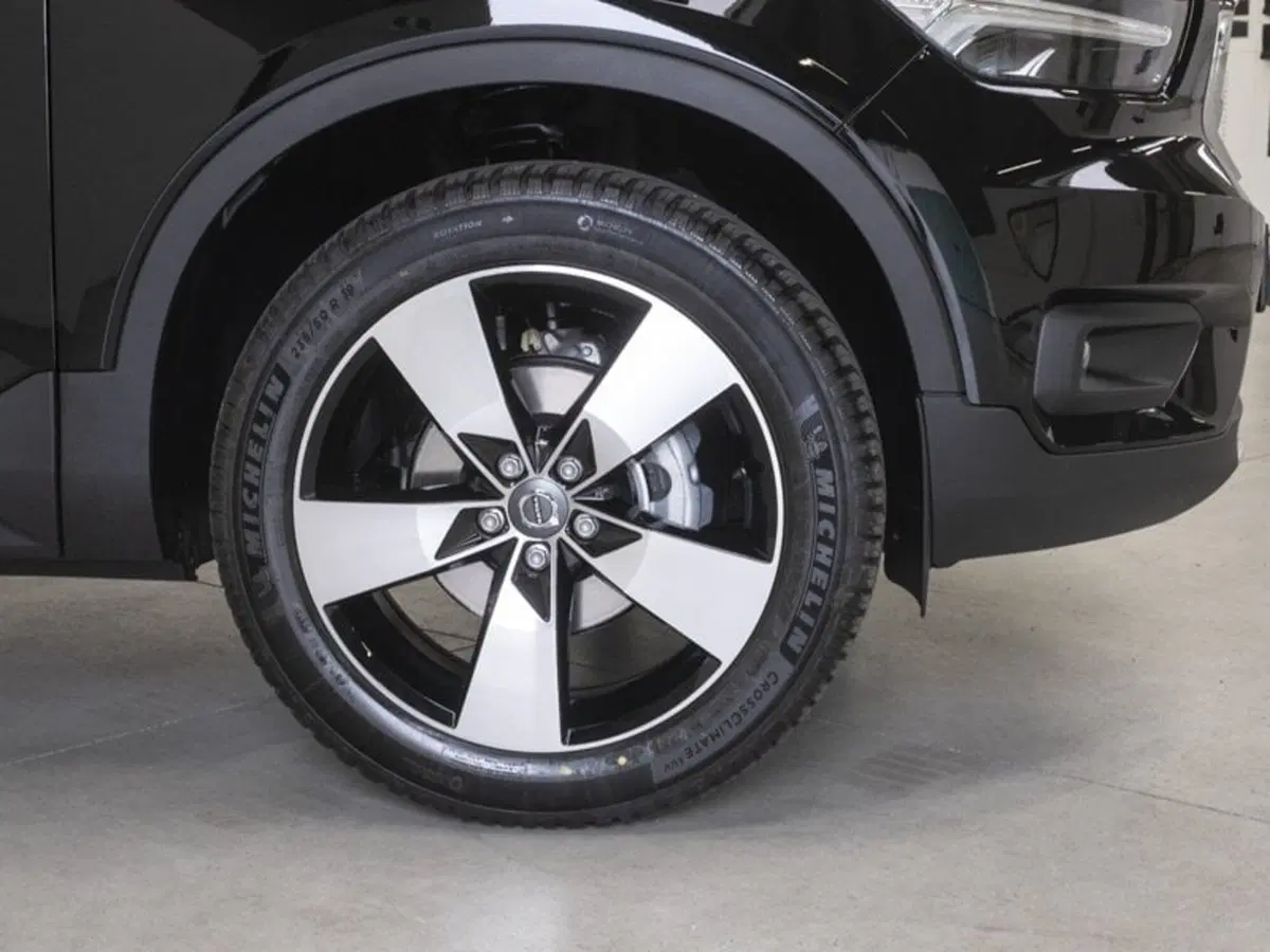 Volvo XC40 usata a Como (5)