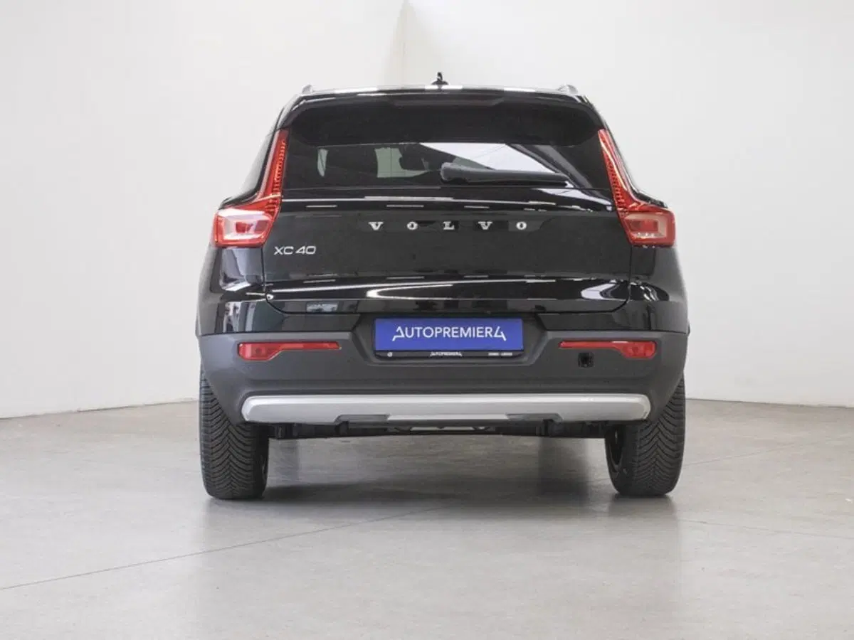 Volvo XC40 usata a Como (6)