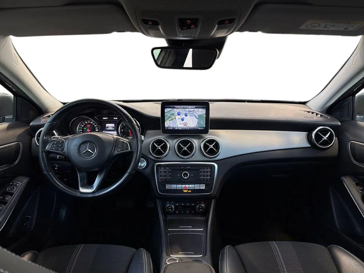 Mercedes-Benz GLA SUV usata a Ancona (10)