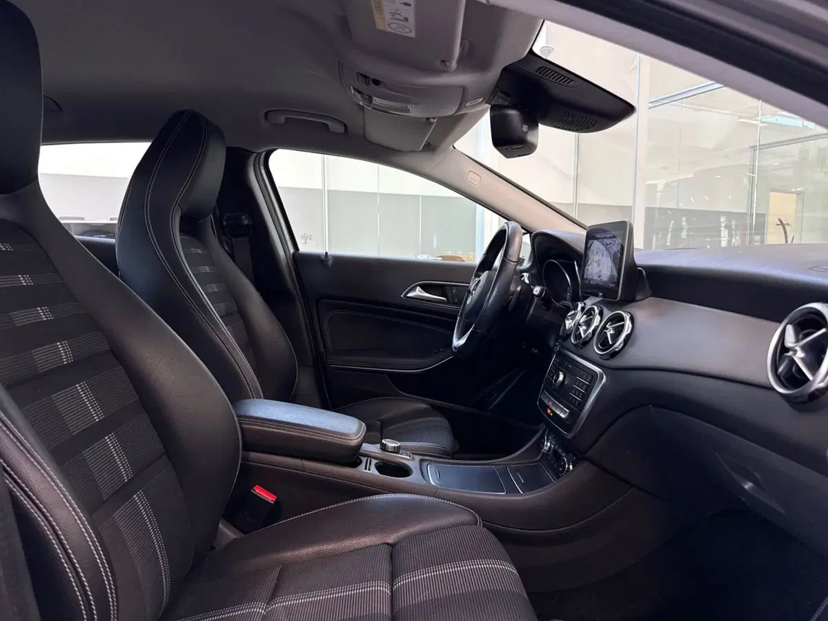 Mercedes-Benz GLA SUV usata a Ancona (14)