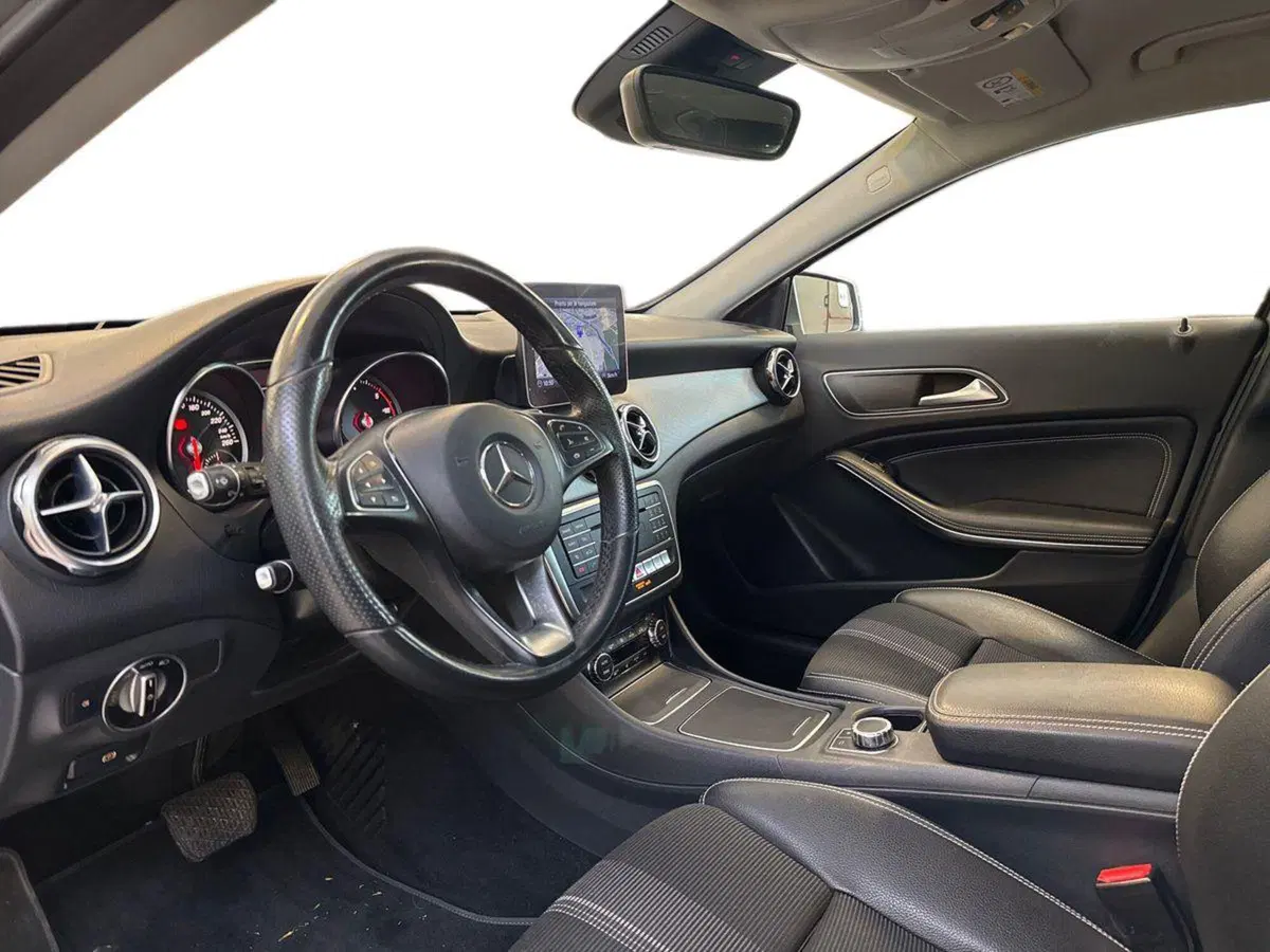 Mercedes-Benz GLA SUV usata a Ancona (16)