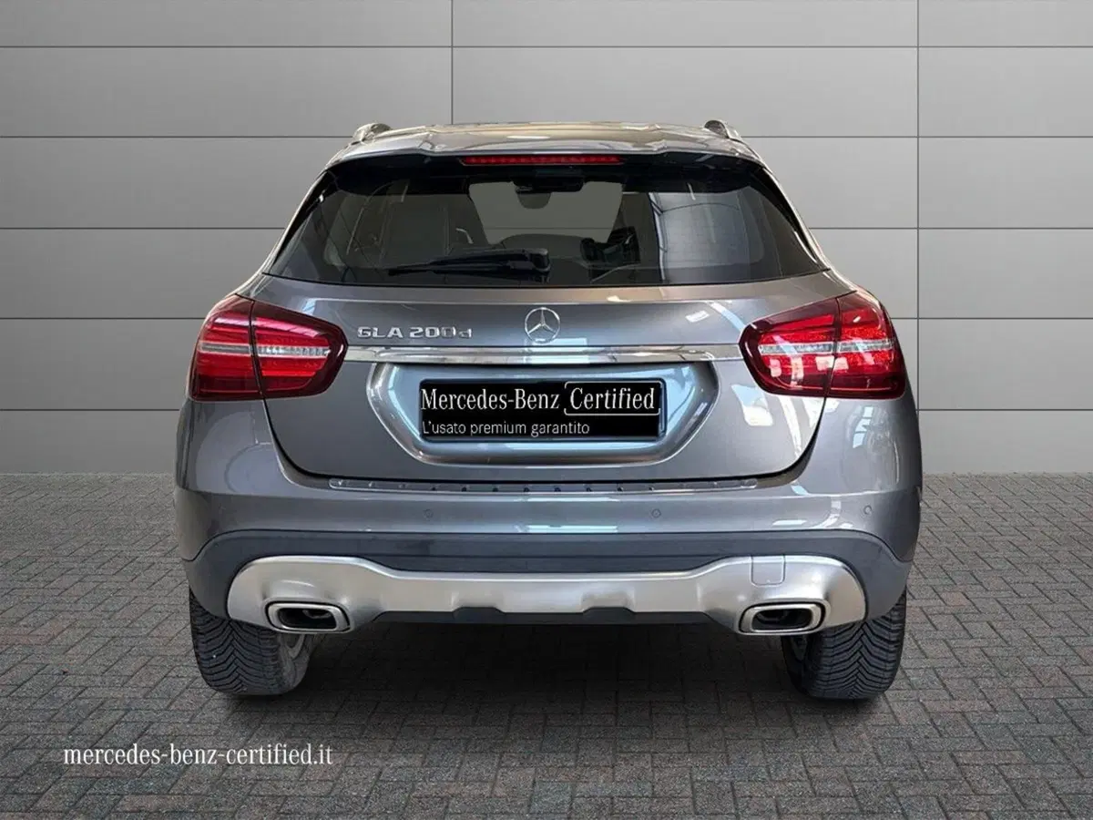 Mercedes-Benz GLA SUV usata a Ancona (4)