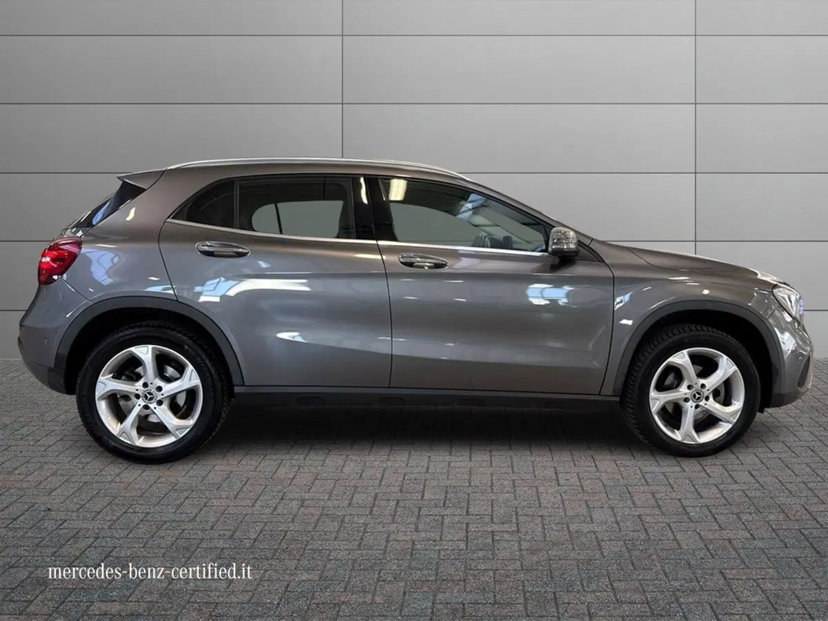 Mercedes-Benz GLA SUV usata a Ancona (5)
