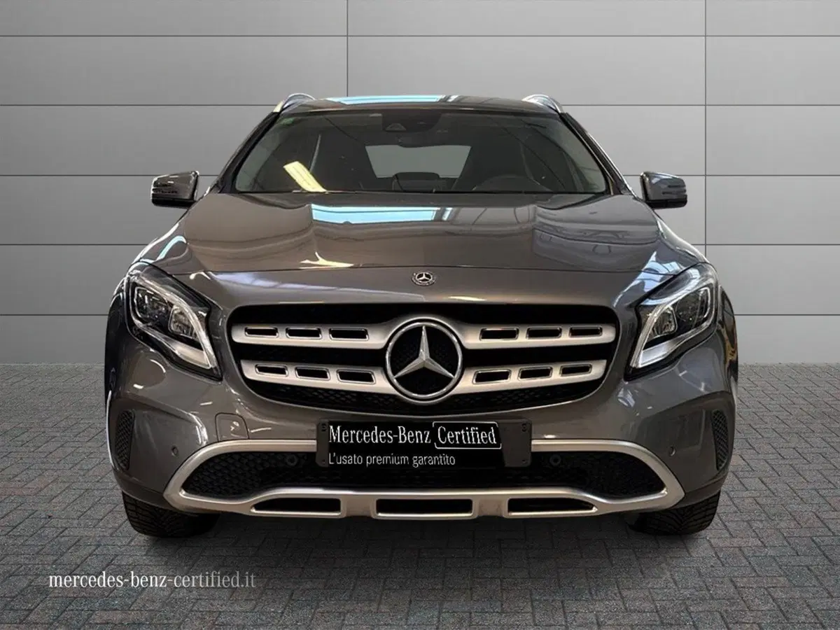 Mercedes-Benz GLA SUV usata a Ancona (6)