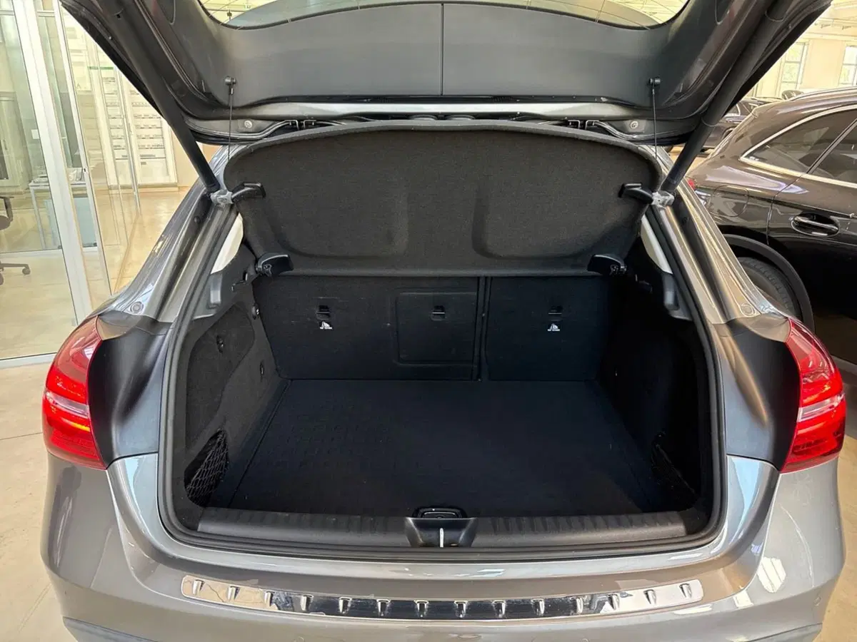 Mercedes-Benz GLA SUV usata a Ancona (7)