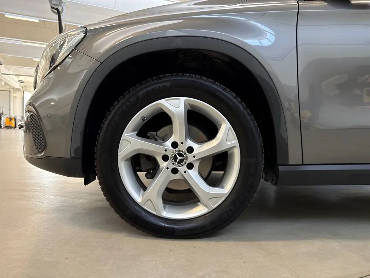 Mercedes-Benz GLA SUV usata a Ancona (8)