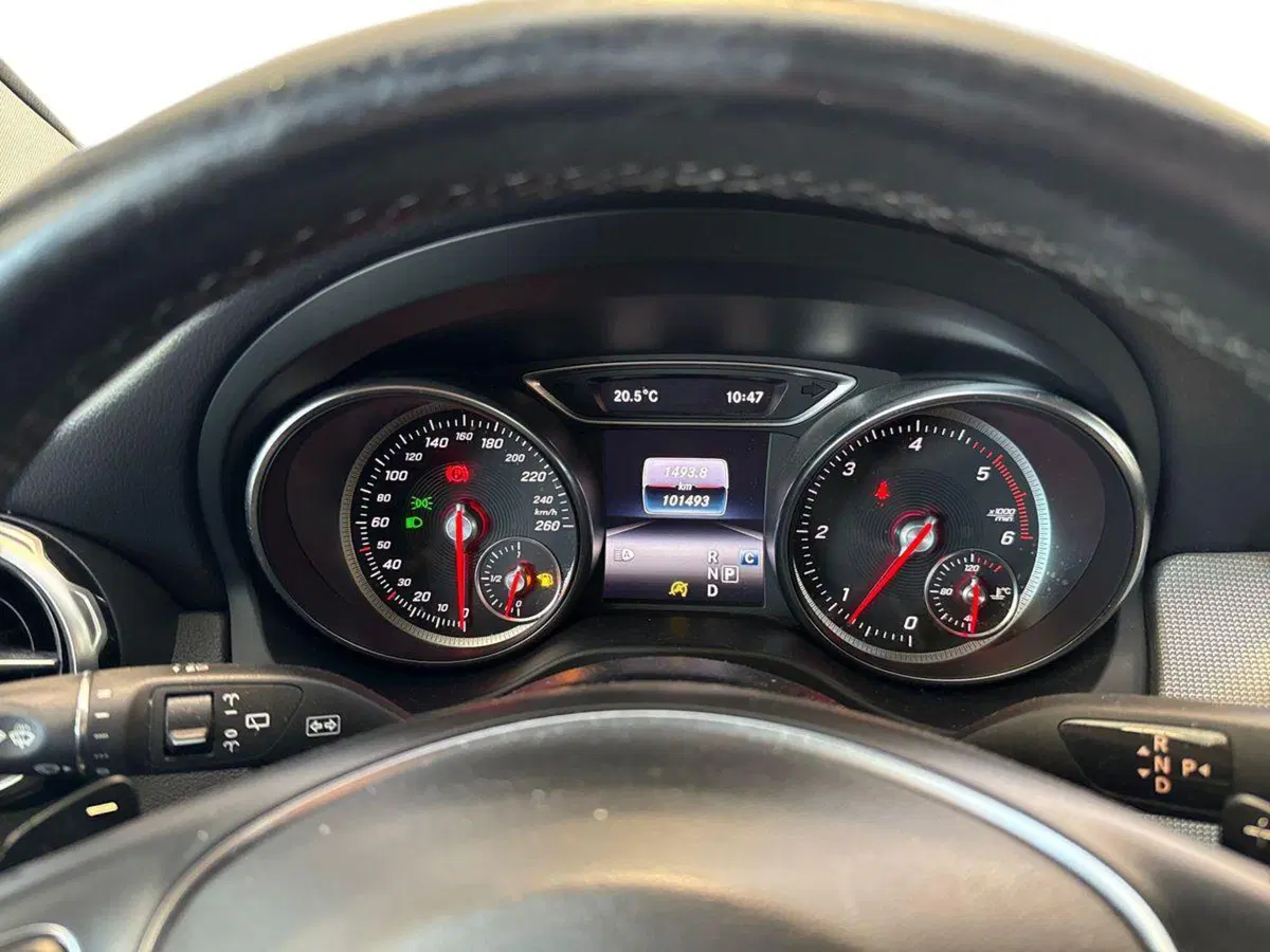 Mercedes-Benz GLA SUV usata a Ancona (9)