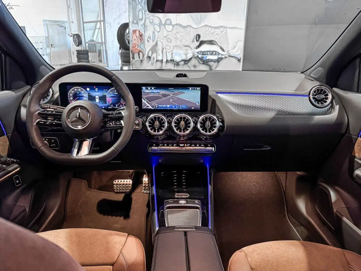 Mercedes-Benz GLA SUV nuova a Ancona (13)