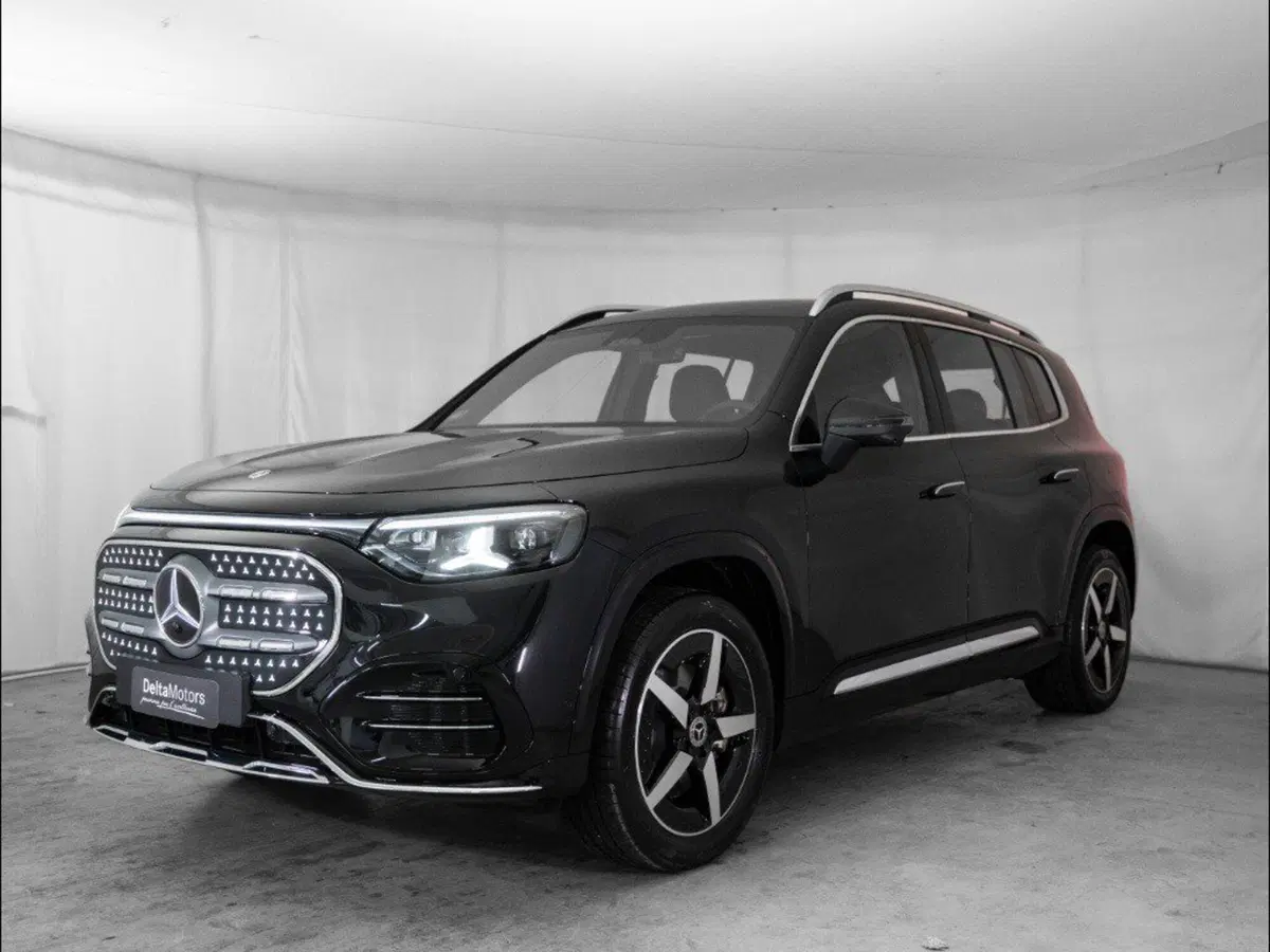Mercedes-Benz GLB EQ nuova a Macerata