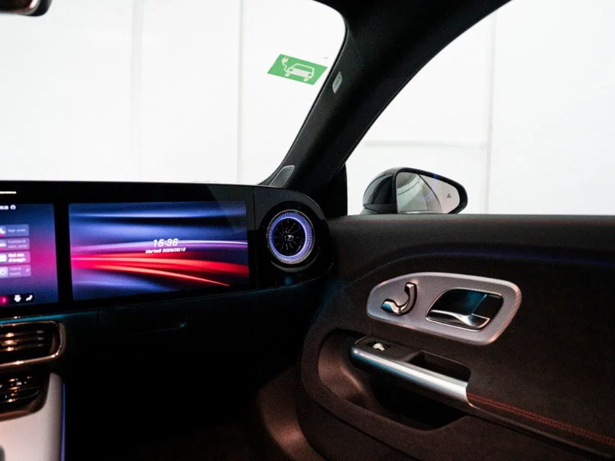 Mercedes-Benz CLA Shooting Brake nuova a Macerata (18)
