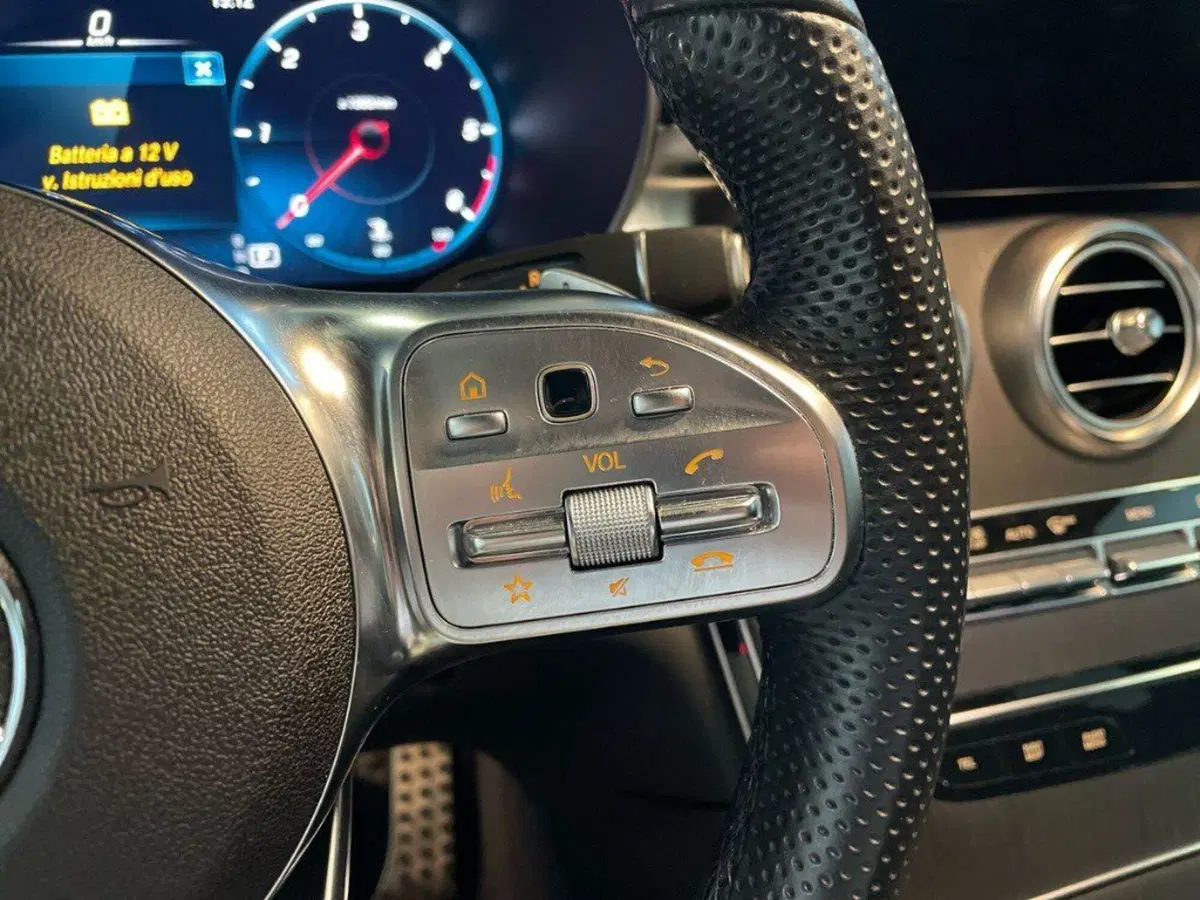 Mercedes-Benz GLC Coupé usata a Ancona (19)