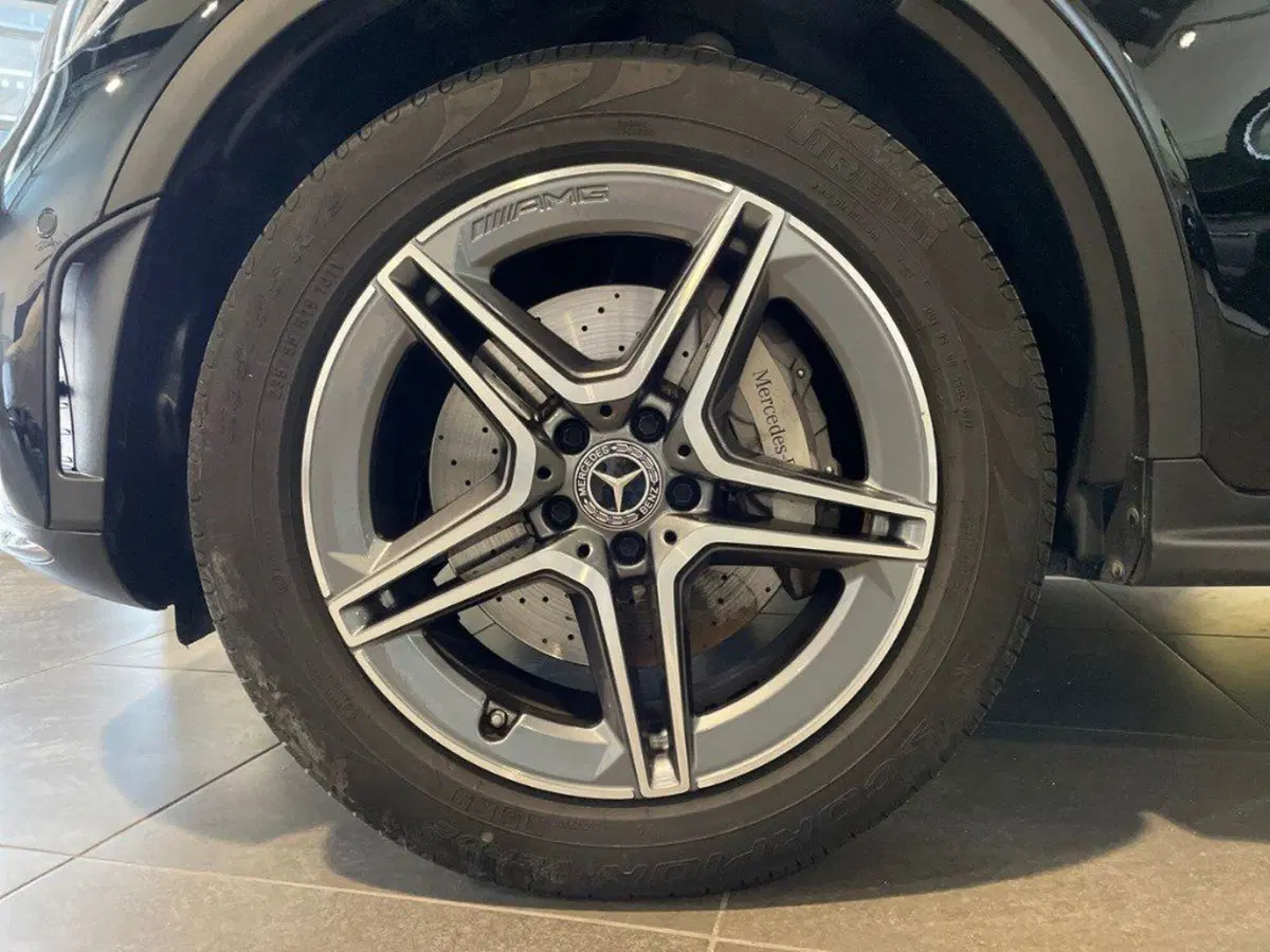Mercedes-Benz GLC Coupé usata a Ancona (8)