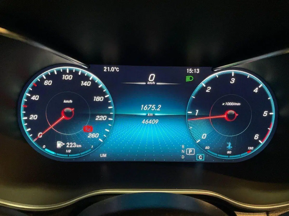 Mercedes-Benz GLC Coupé usata a Ancona (9)