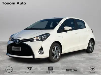Toyota Yaris 1.5 Hybrid 5 porte Style del 2016 usata a Siena