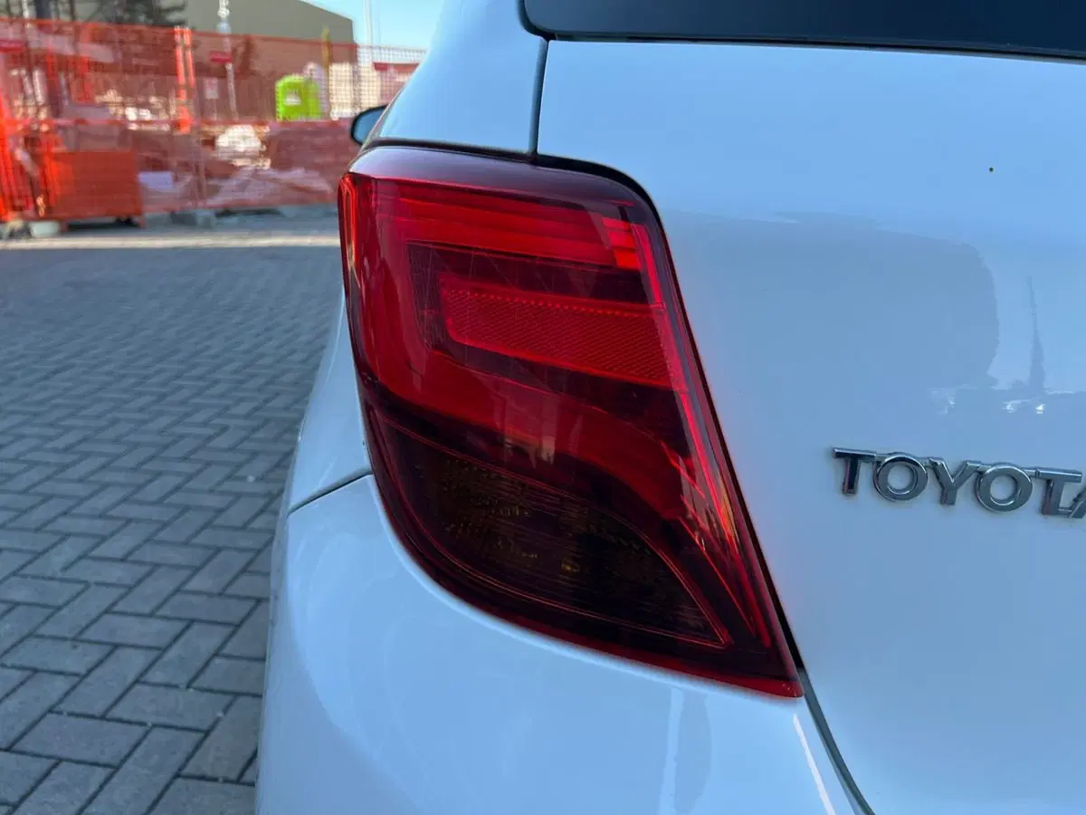 Toyota Yaris usata a Siena (19)