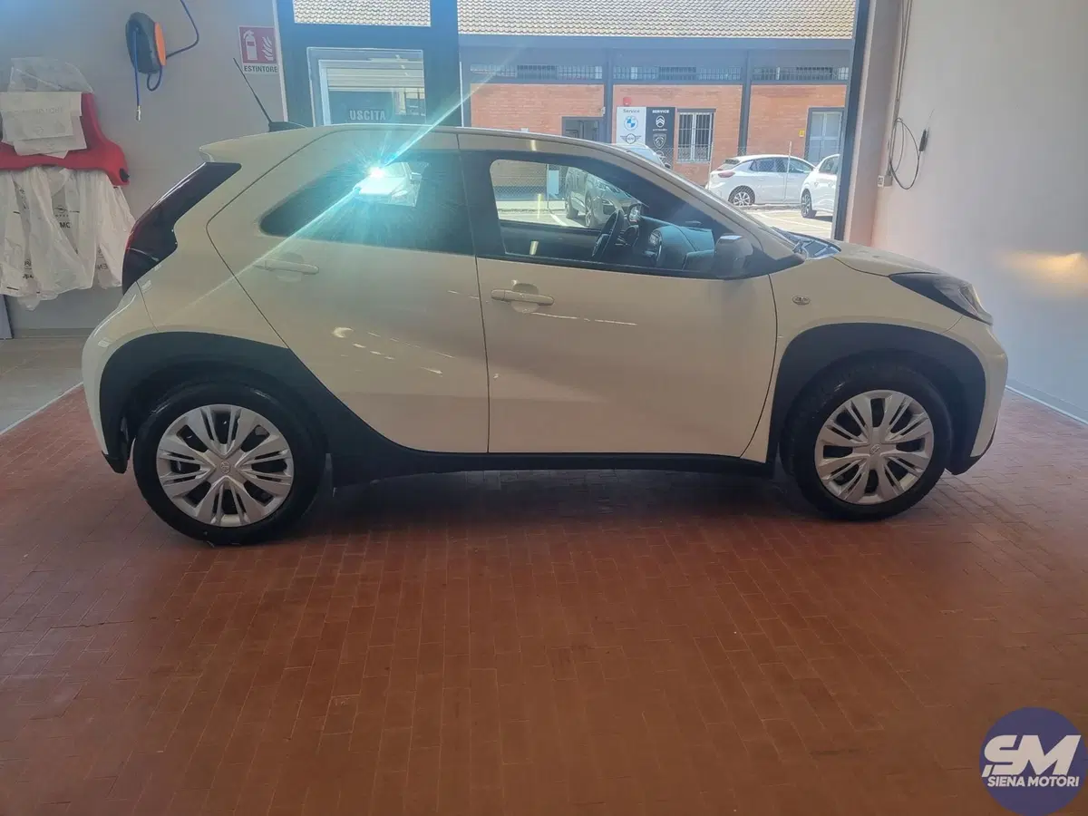 Toyota Aygo X usata a Siena (8)