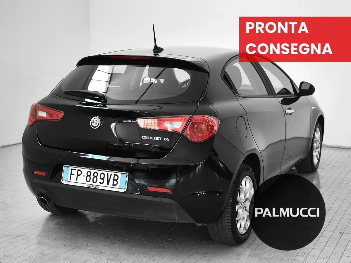 Alfa Romeo Giulietta usata a Prato (3)