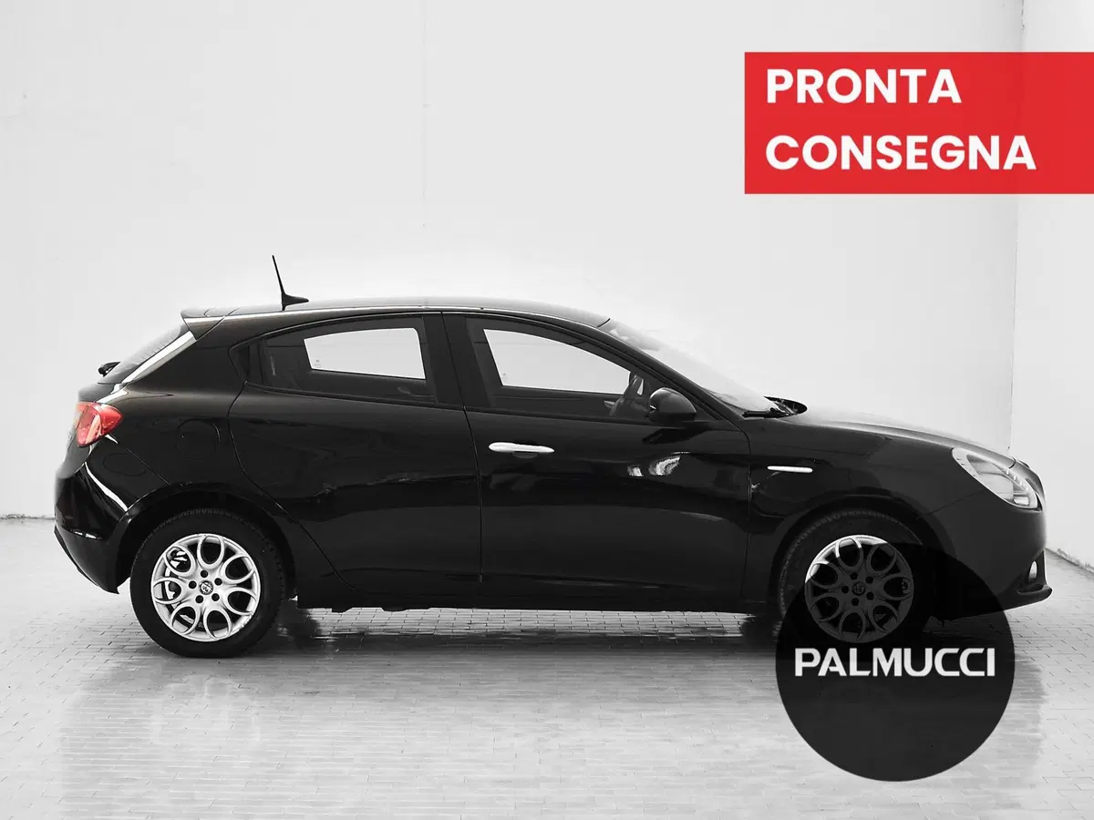 Alfa Romeo Giulietta usata a Prato (4)