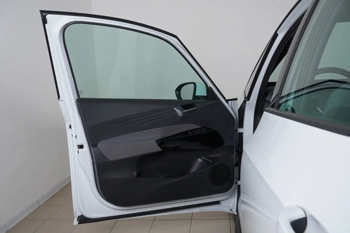 Volkswagen ID.3 usata a Perugia (13)