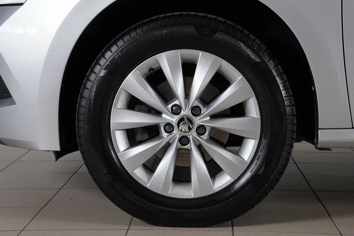 Skoda Kamiq usata a Perugia (6)