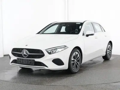 Mercedes-Benz Classe A Sedan 180 Progressive Advanced Plus auto del 2025 usata a Dormelletto