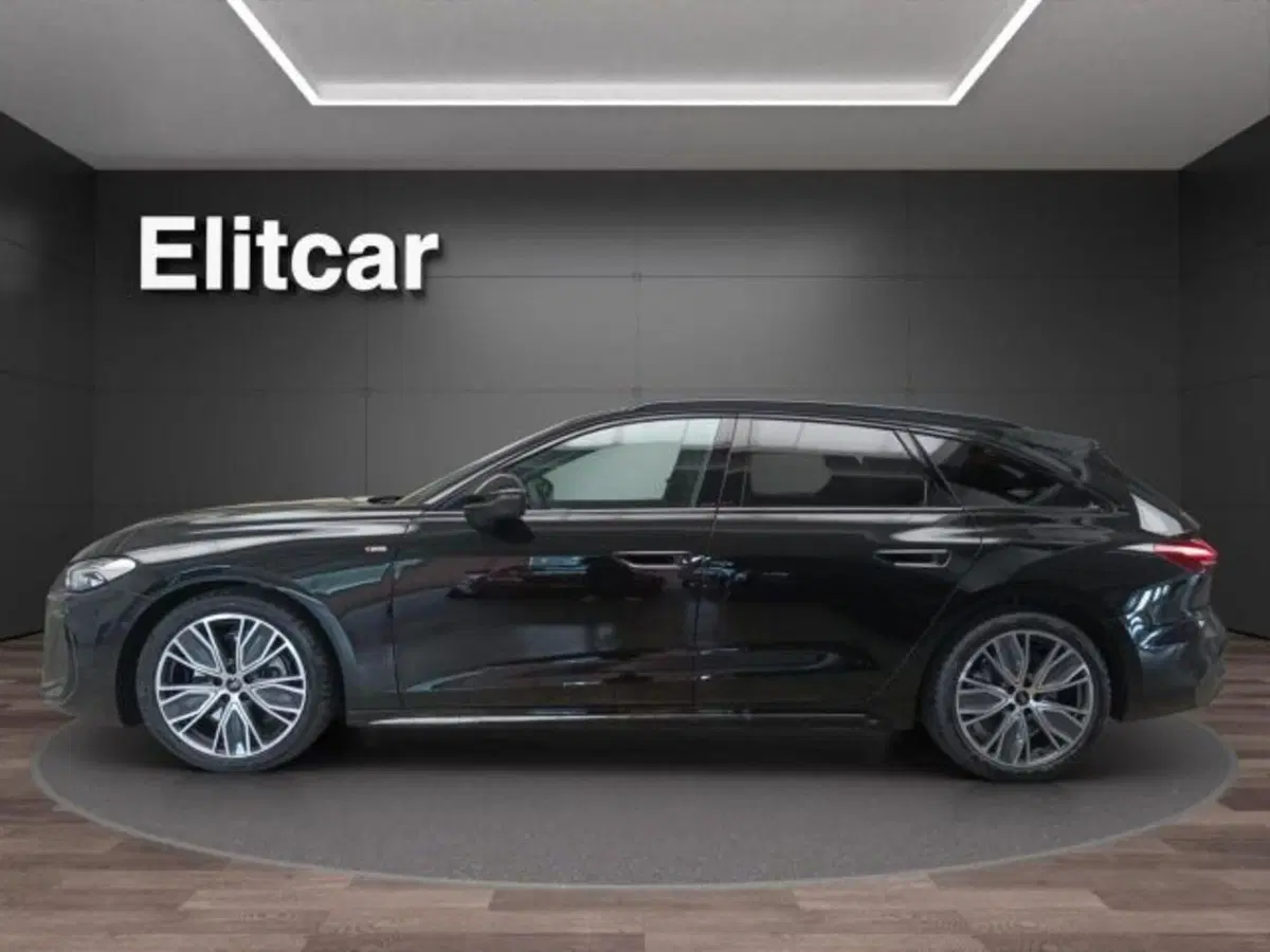 Audi A5 Avant nuova a Novara (6)