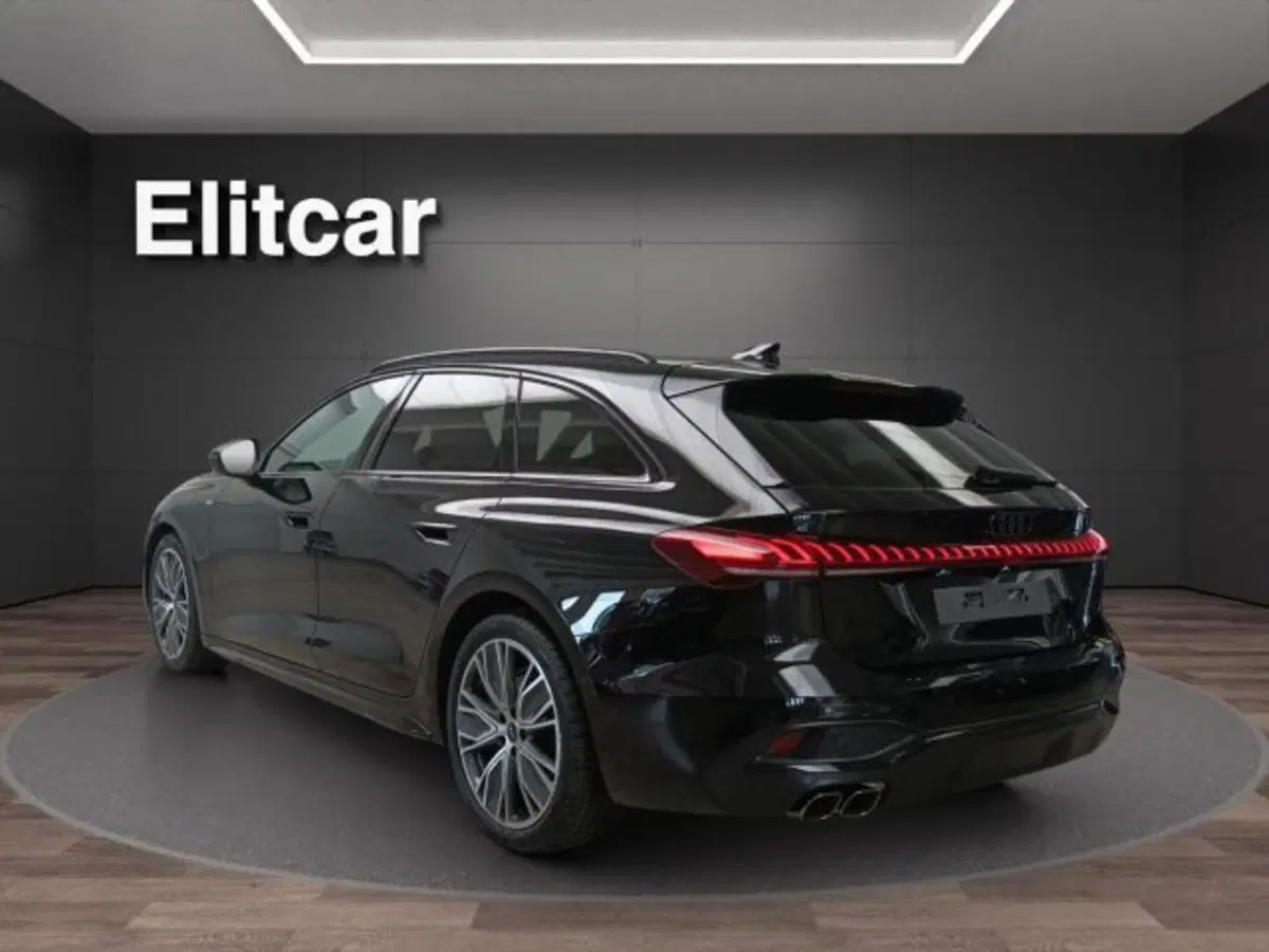Audi A5 Avant nuova a Novara (7)