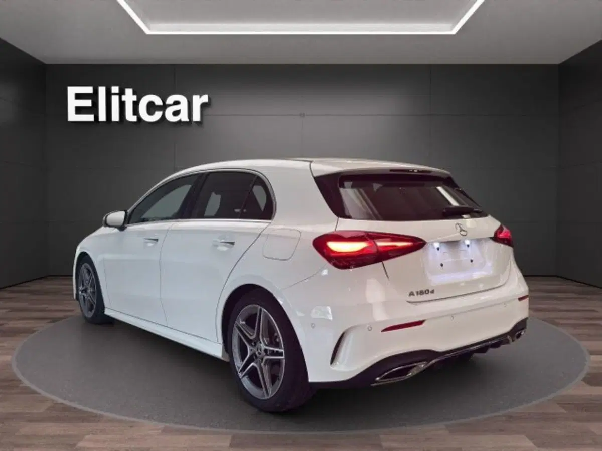Mercedes-Benz Classe A Sedan usata a Novara (6)