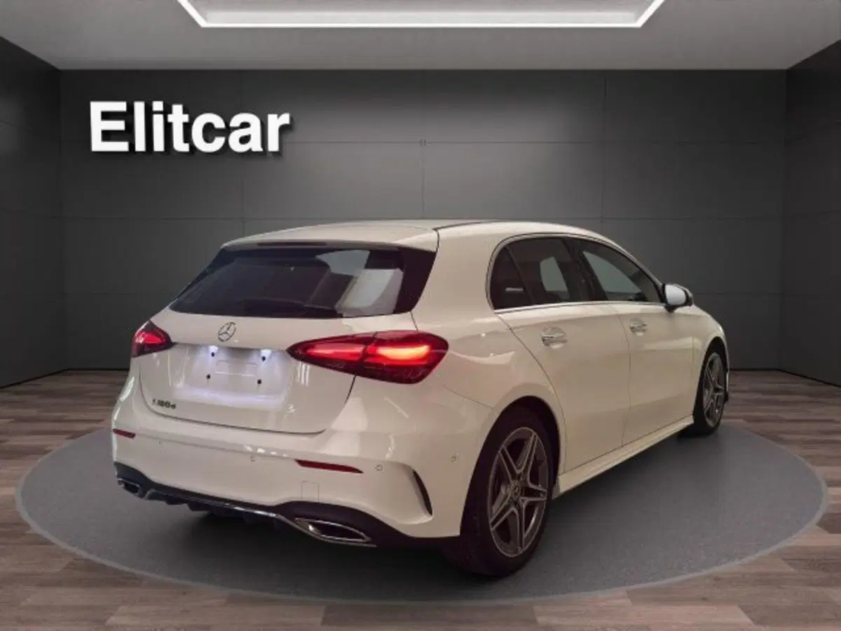 Mercedes-Benz Classe A Sedan usata a Novara (8)