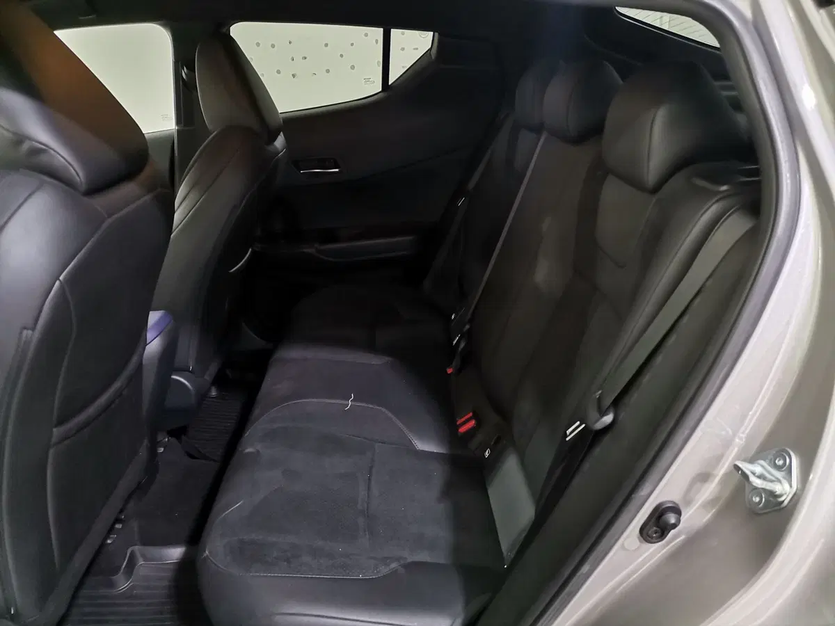 Toyota Toyota C-HR usata a Salerno (10)
