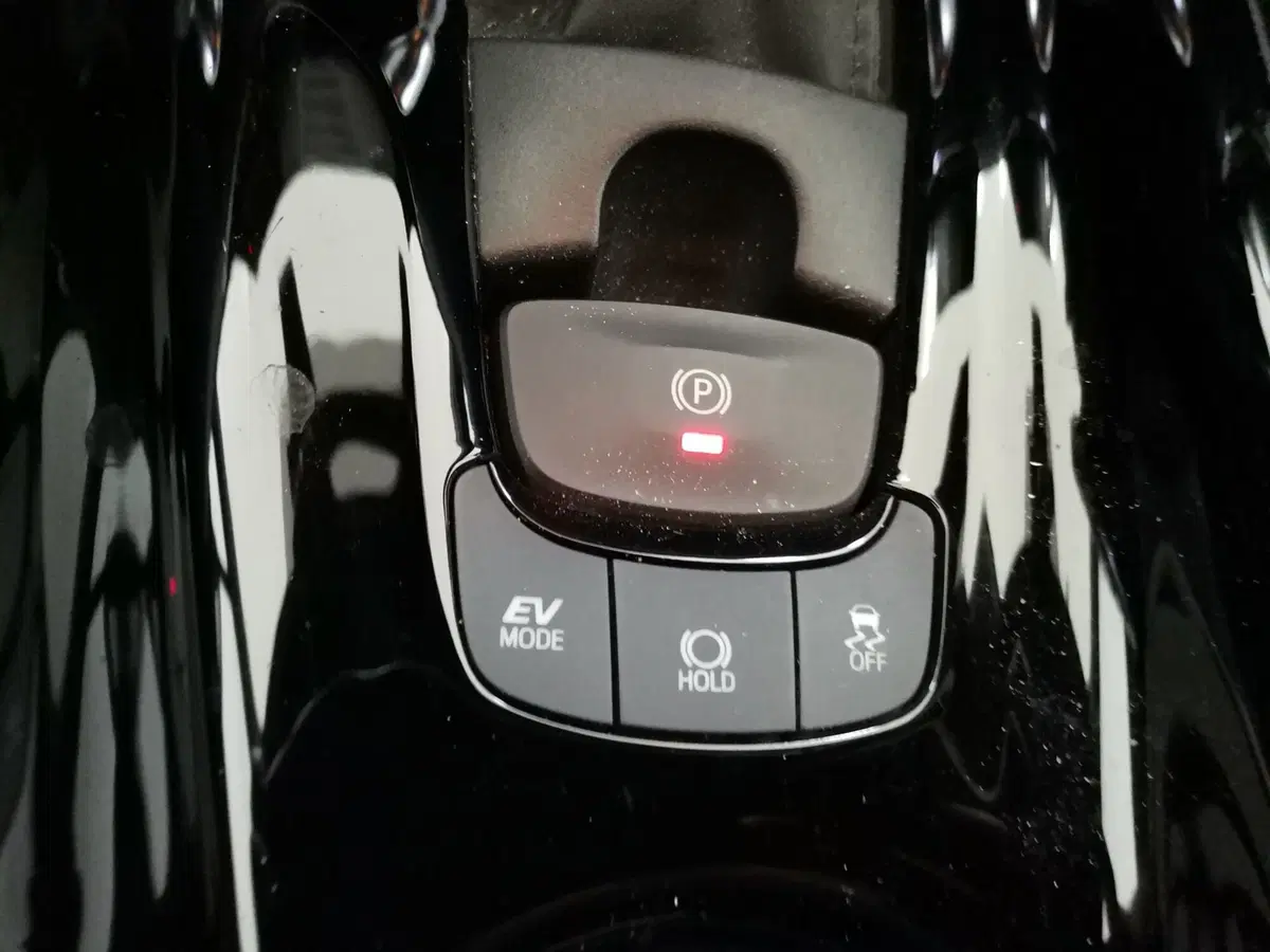 Toyota Toyota C-HR usata a Salerno (15)