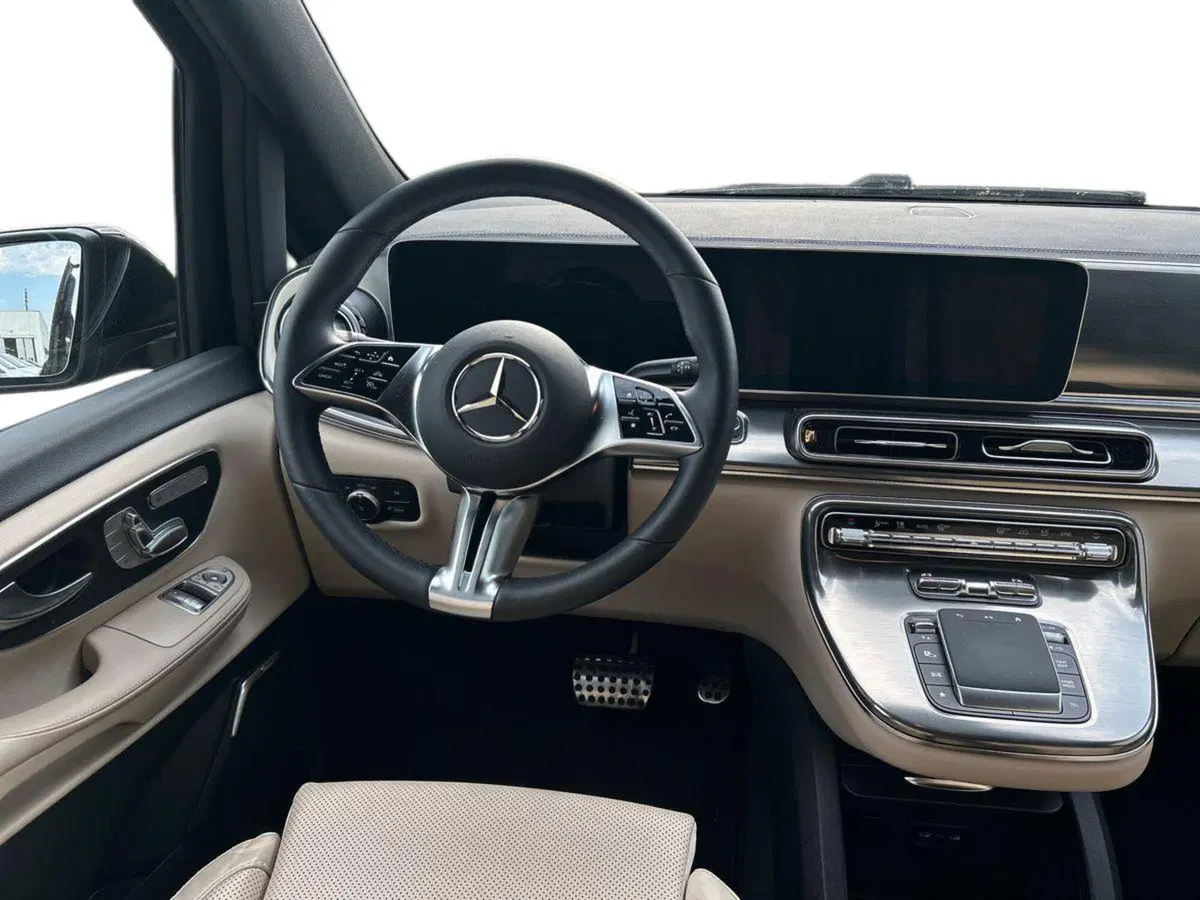 Mercedes-Benz Classe V usata a Milano (11)