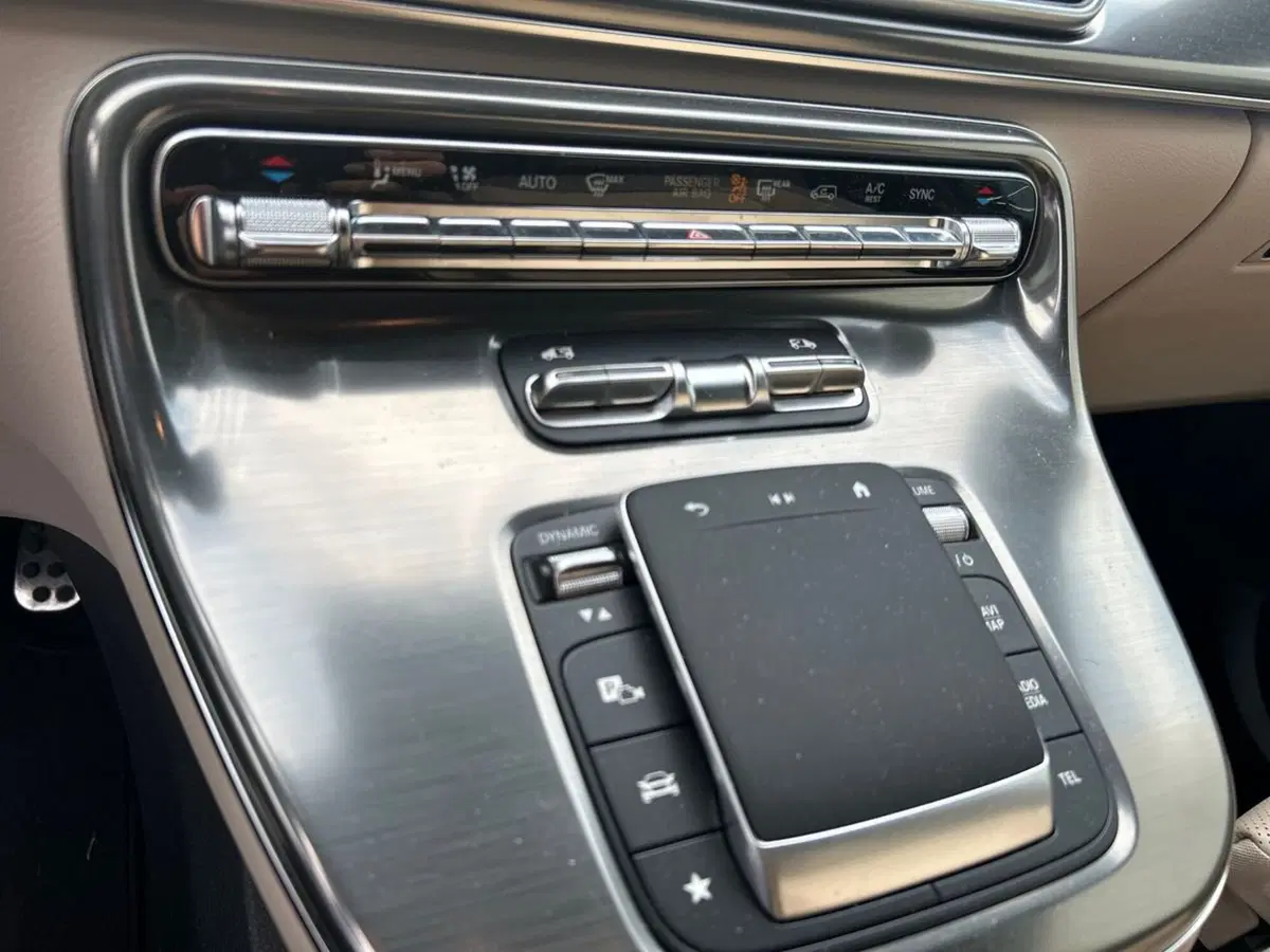 Mercedes-Benz Classe V usata a Milano (14)