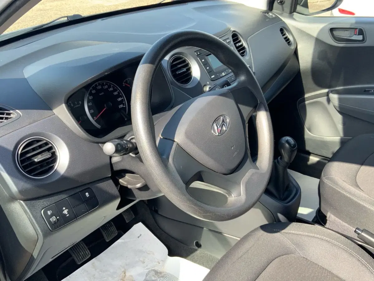 Hyundai i10 usata a Perugia (10)