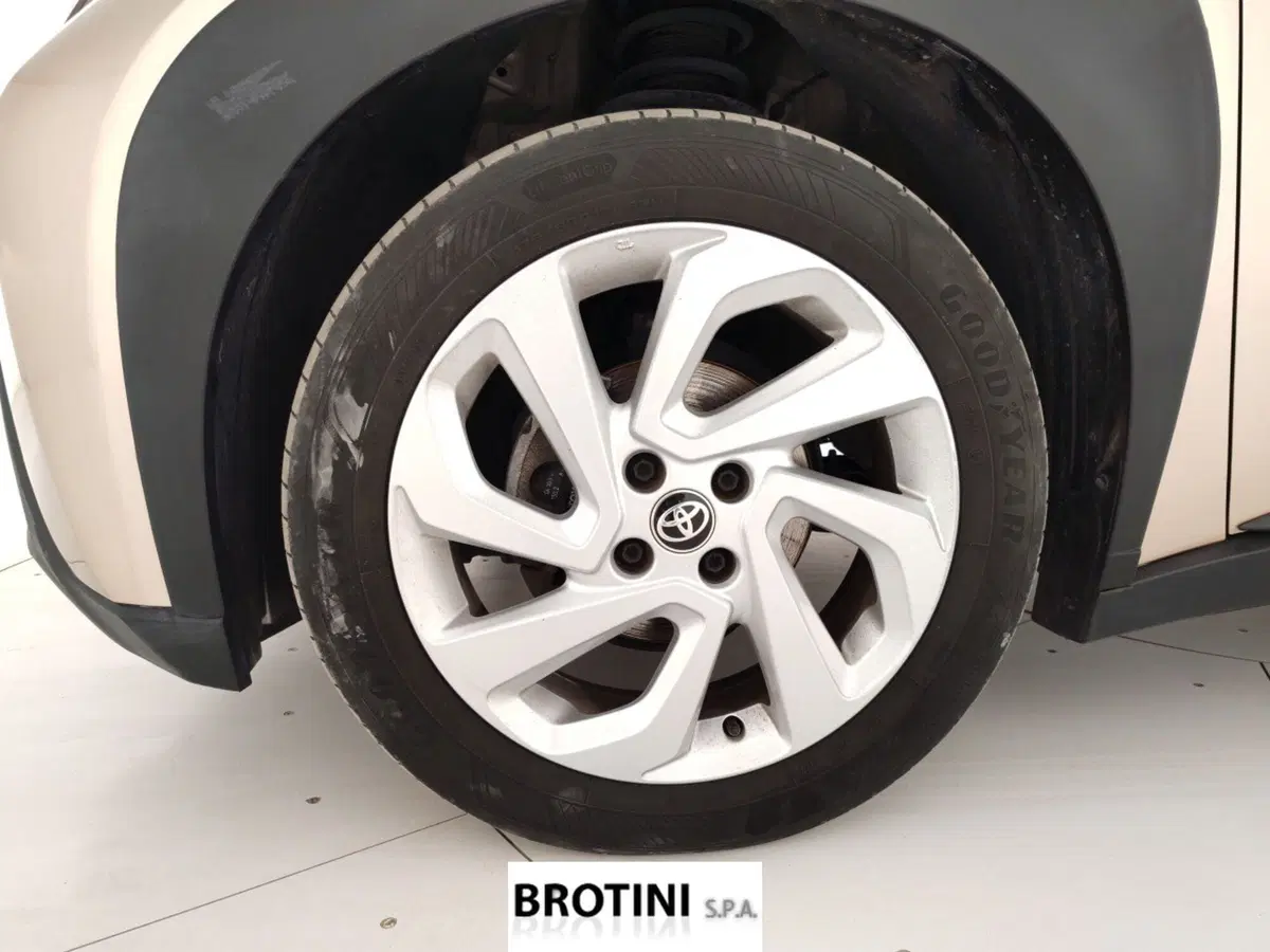 Toyota Aygo X usata a Massa-Carrara (6)