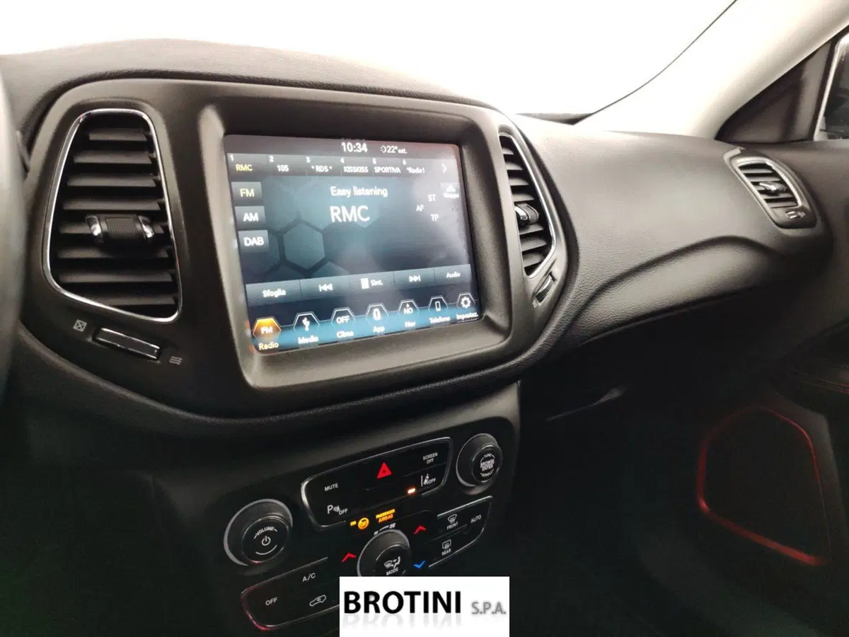 Jeep Compass usata a Massa-Carrara (12)