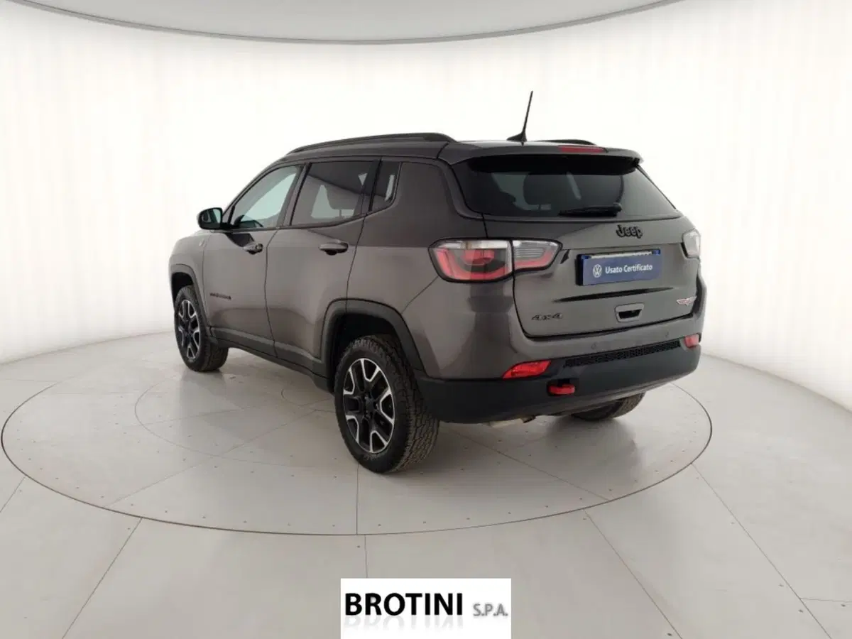 Jeep Compass usata a Massa-Carrara (2)