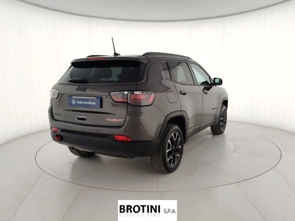 Jeep Compass usata a Massa-Carrara (3)