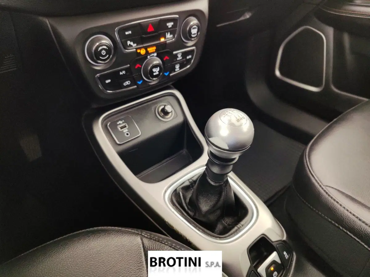 Jeep Compass usata a Massa-Carrara (11)