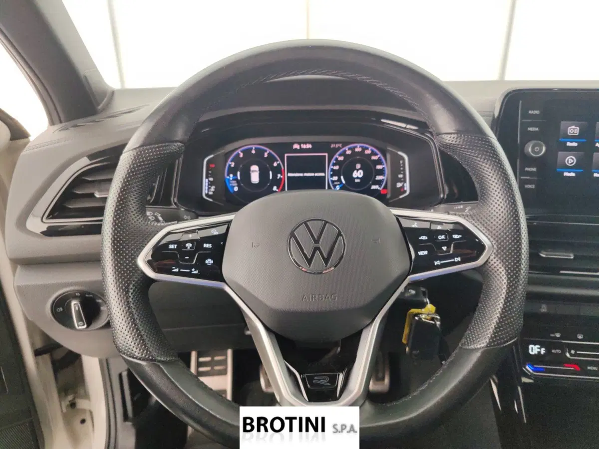 Volkswagen T-Roc usata a Massa-Carrara (15)
