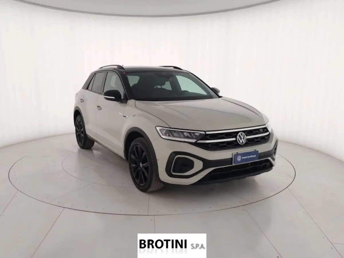 Volkswagen T-Roc usata a Massa-Carrara (4)