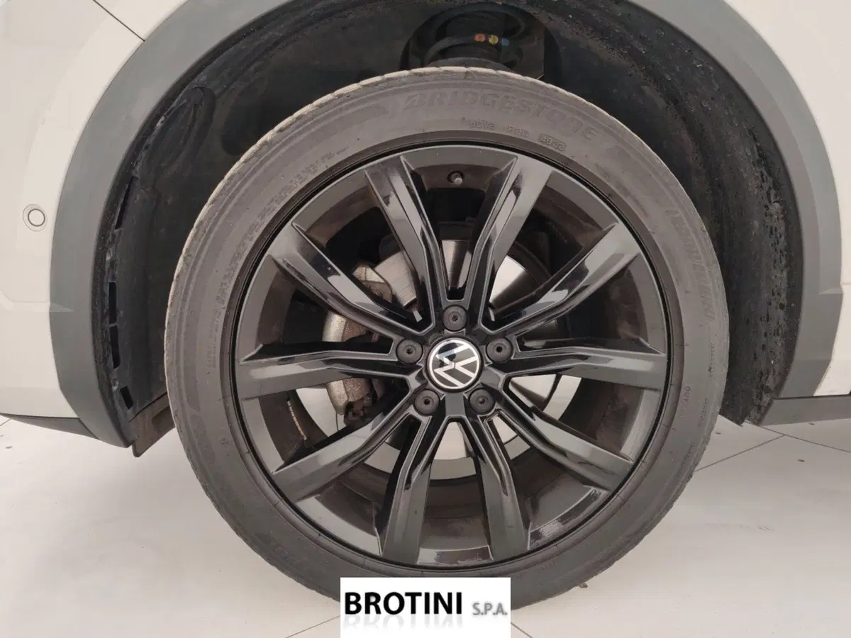Volkswagen T-Roc usata a Massa-Carrara (7)