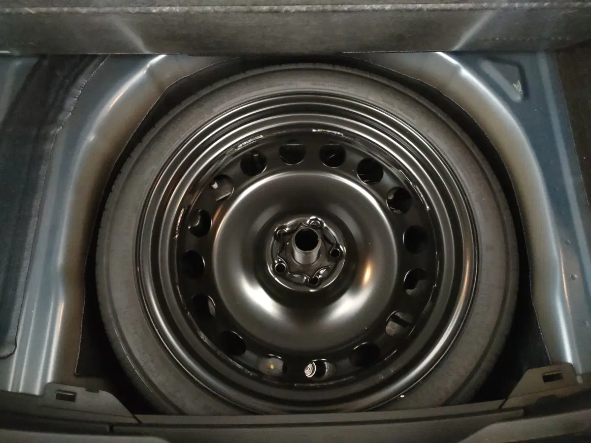 Volkswagen Taigo usata a Napoli (12)