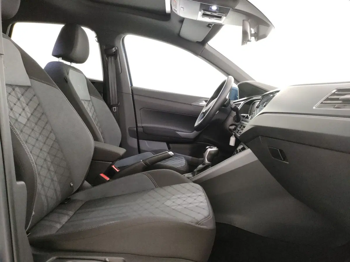Volkswagen Taigo usata a Napoli (7)