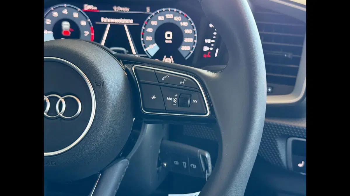 Audi A1 allstreet usata a Palermo (15)