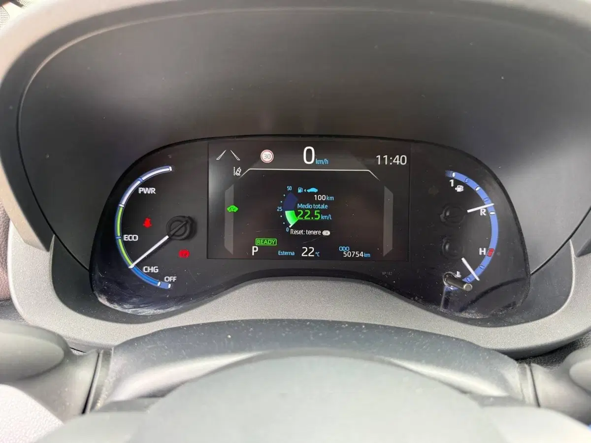 Toyota Yaris Cross usata a Palermo (13)