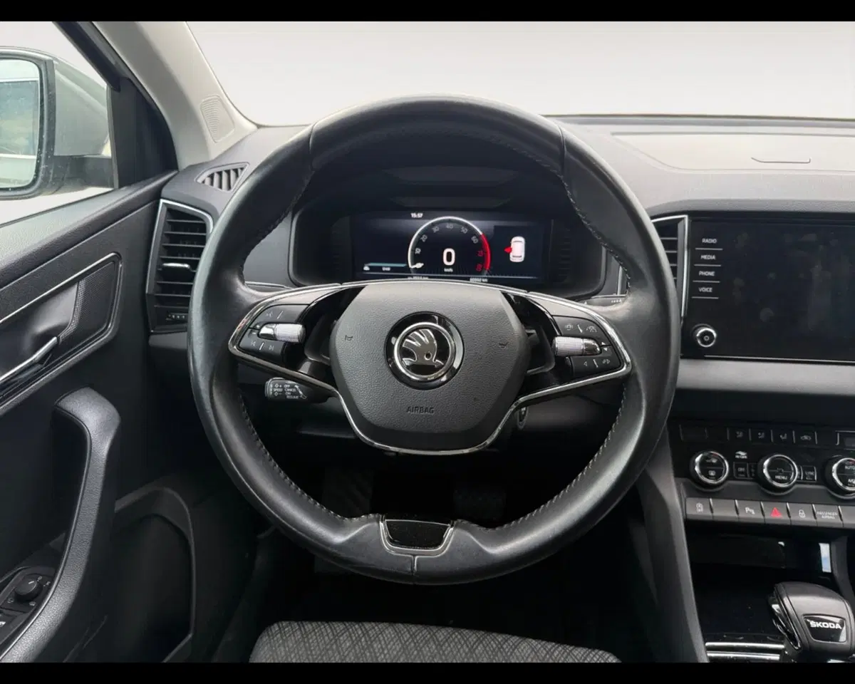 Skoda Karoq usata a Ravenna (12)