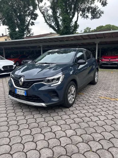 Renault Captur Full Hybrid E-Tech 145 CV Equilibre del 2023 usata a Firenze